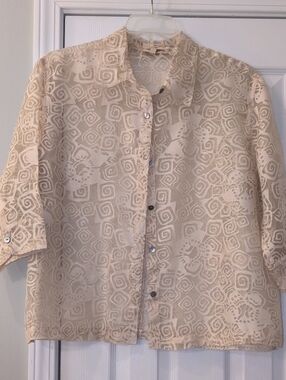 Choices Beige Short-Sleeve Button-Down Blouse/Jacket with Abstract Motif